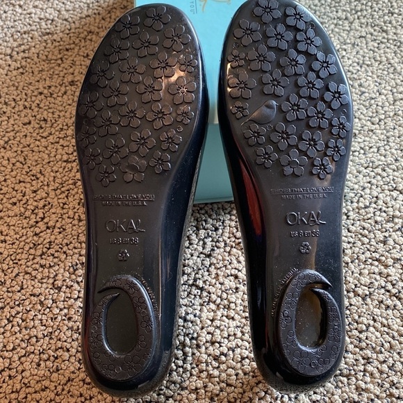 Oka B. Celine Ballet Shoe w/ Crystal Pendants Size 8 in EUC - Picture 4 of 7